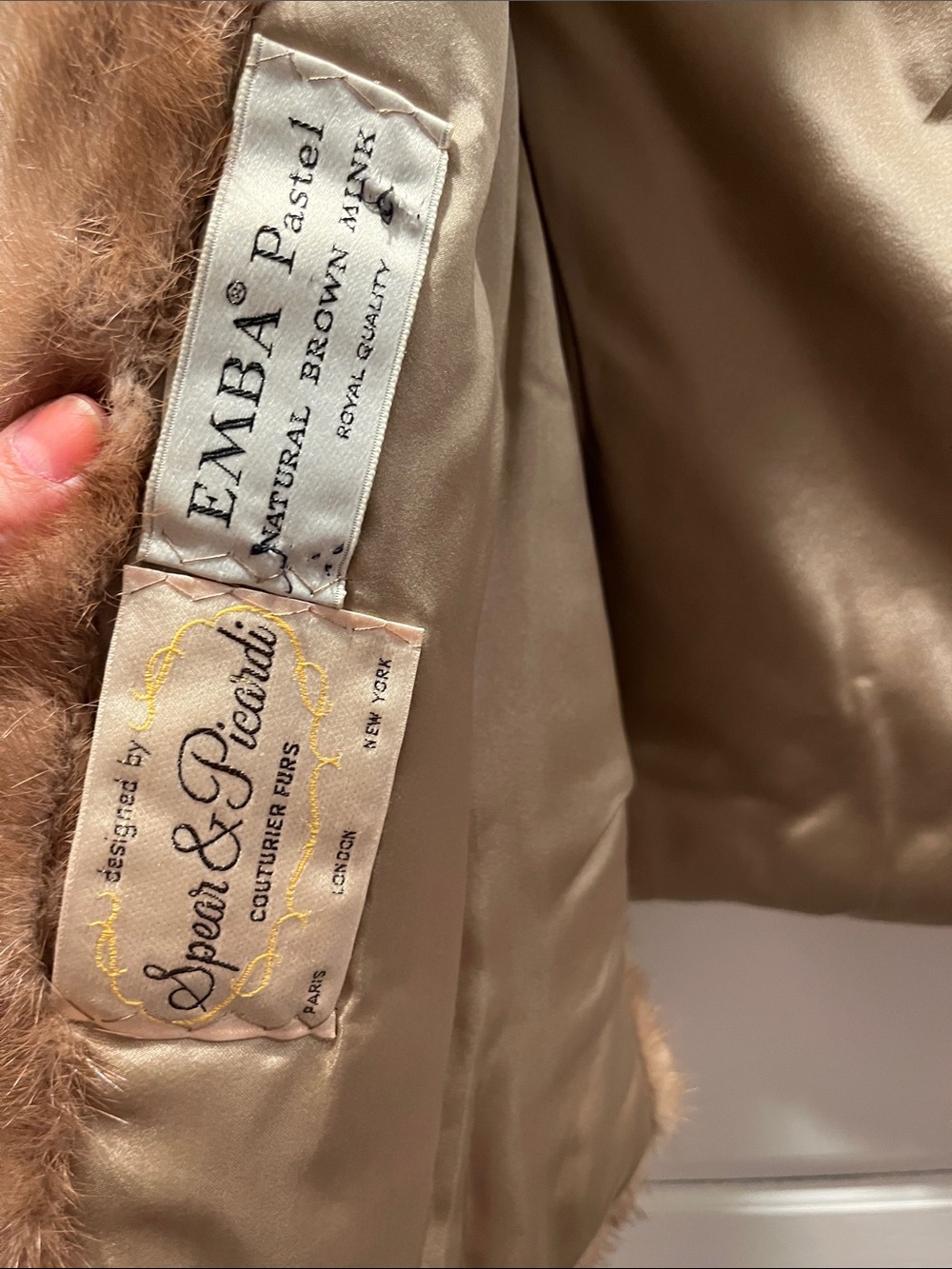 Women's Brown Mink Fur Shawl - Picture 3 of 8